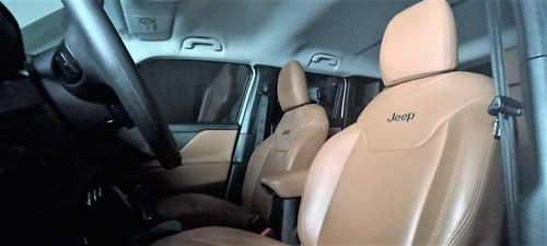Imagem 6 de 9 de Jeep Renegade Sport 1.8 (aut) (flex) 2017