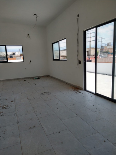 Se Renta Instalaciones Para Oficinas En Jiutepec. Nueva, Amplia, Iluminada
