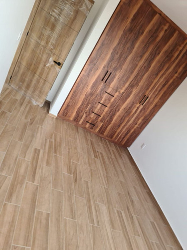 Se Vende Casa En Cañadas Del Arroyo, 4ta Recamara En Pb, Jardín, Doble Altura !