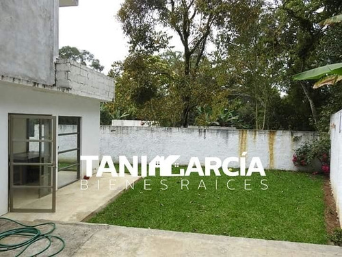 Imagen 3 de 11 de Casa Con Jardin Estilo Campestre Fortin
