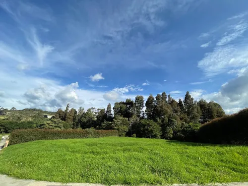 Hermoso Lote Ubicado En El Alto De Las Palmas