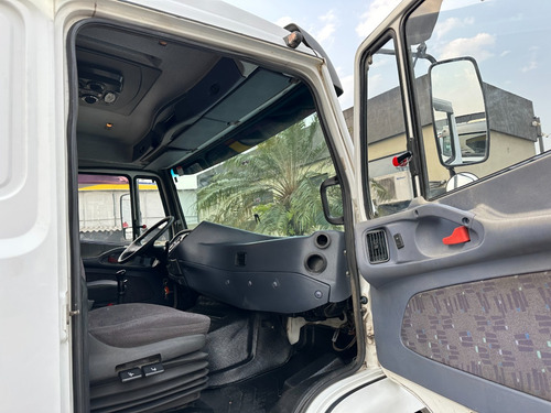 Mb Ls 1634 Ano 2011 Toco 4x2 Único Dono Financia Até 100%