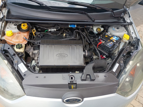 Ford Fiesta 1.0 ROCAM SE PLUS 8V FLEX 4P MANUAL