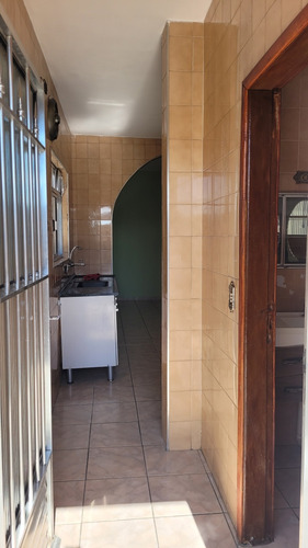 Casa Com 3 Dormitórios, 3 Banheiros, 1 Vaga E 1 Suíte