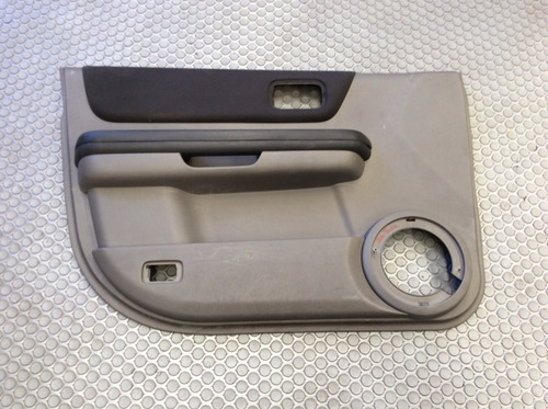 Tapa Puerta Delantera Izquierda Nissan Xtrail 02-07 Original