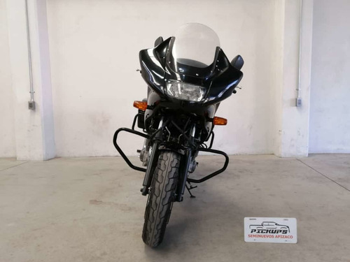 Yamaha Police 900
