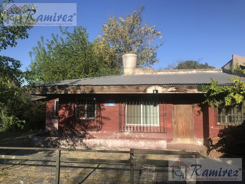 Casa Quinta 4 Ambientes En Venta A 50 Mts. De Ruta 5 - Francisco Alvarez, Moreno