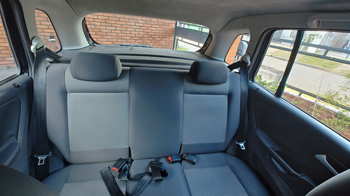 Volkswagen Suran 1.6 Comfortline 101cv 11a