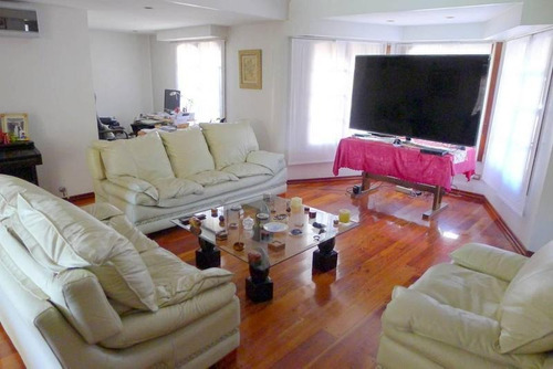Imagen 3 de 29 de Barrio Parque Saavedra-magnífico Chalet Con Parque Y Piscina! Impecable Estado!