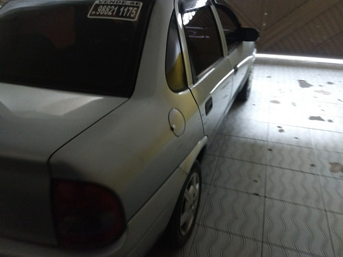 Chevrolet Corsa Classic 2005 1.0 Life 4p Gasolina