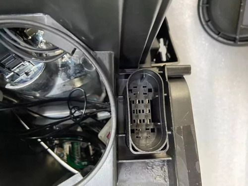 Farol Xenon Mercedes W204 C180 C63 Amg 2011 13 2014 Esquerdo