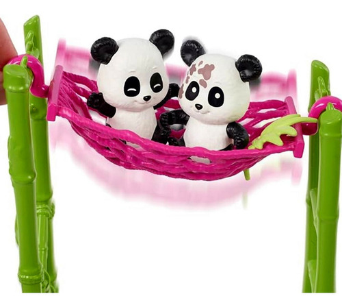 Playset Conjunto Boneca Menina Barbie Morena Oriental Profissões Veterinária - Resgate Dos Pandas Com Acessórios E Mini Pet Animal - Boneco Pandinha Muda De Cor Banho Panda Sujo - Mattel Brinquedos