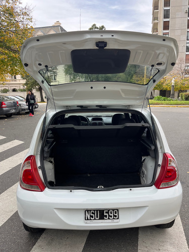 Renault Clio 1.2 Mio Confort Plus Abs Abcp