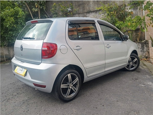 Imagem 4 de 13 de Volkswagen Fox 1.0 Mi Trend 8v Flex 4p Manual