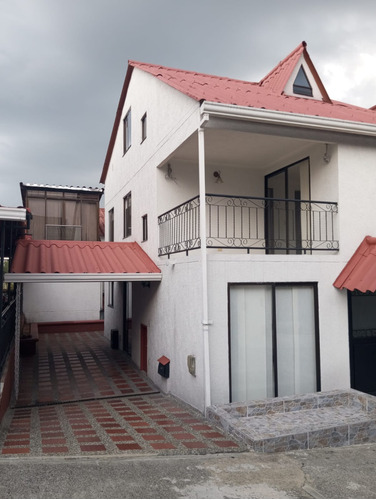 Casa En Arriendo En Pereira Pereira. Cod 111683