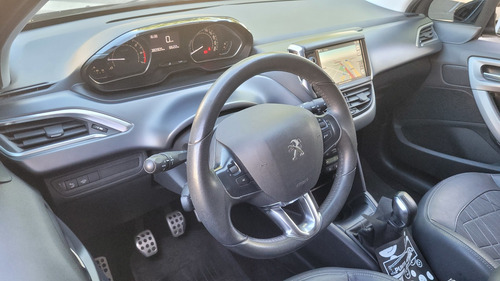 Imagen 7 de 9 de Peugeot 208 2013 1.6 Feline Pack Cuir