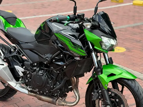 Kawasaki Z400 2021