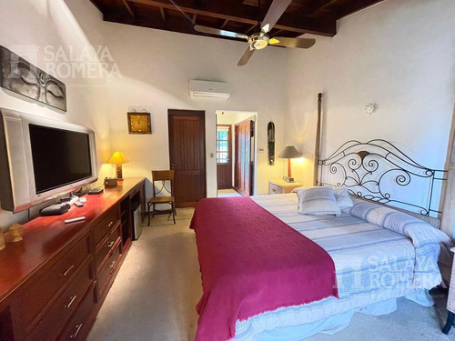 Imagen 17 de 21 de Venta Casa A Pasos Del Mar - 4 Dormitorios 2 Baños - Playa Mansa - Ref: 4244557