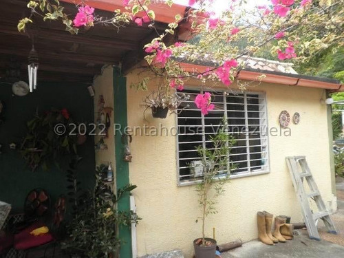 Casa Para Venta En El Hatillo 23-12990