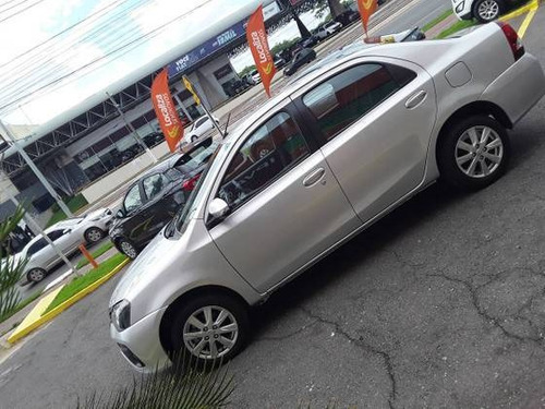 Toyota Etios 1.5 X Plus Sedan 16v Flex 4p Automático