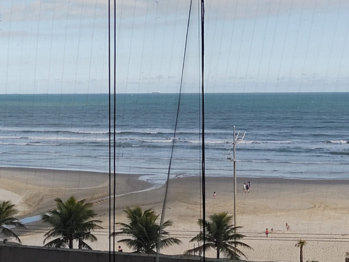 Imagem 2 de 14 de Apartamento 3 Dormitórios - Frente Mar - Caiçara - Amf130