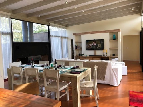 Casa En Venta De 4 Dormitorios En Polo Punta Del Este