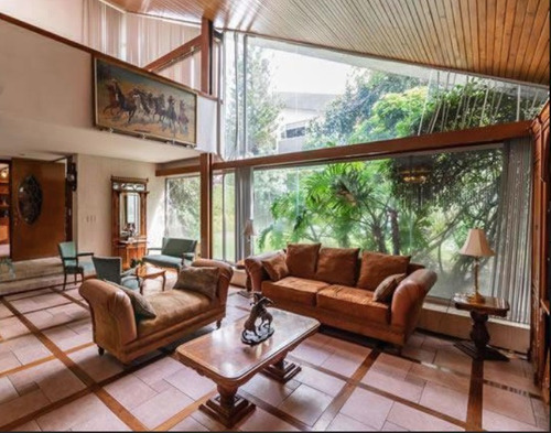 Casa En Venta Jardines Del Pedregal En Privada