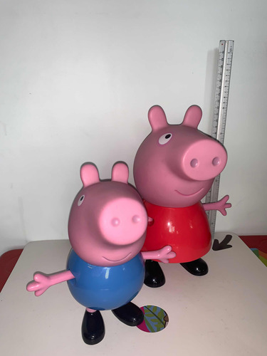 Peppa Y George / Lote De Figuras Peppa Pig (Usado)