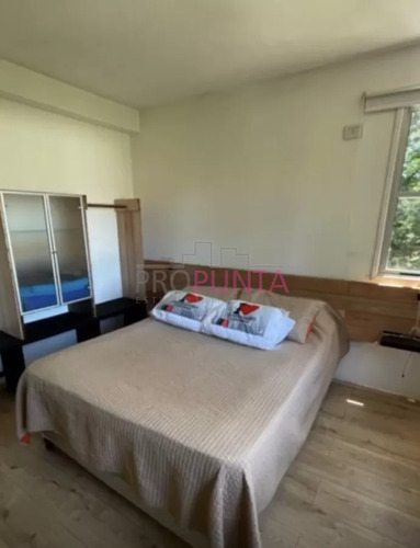 Linda Casa Ubicada En La Barra, Capacidad Para 10 Personas