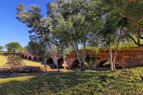 Lote En Venta Quebradas De Manantiales 258 M2