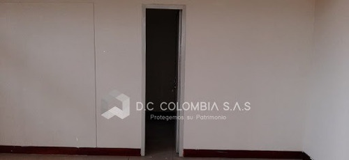 Imagen 12 de 20 de Locales En Arriendo Alpes 815-873