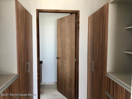Imagen 8 de 14 de Venta Departamento En Zibatá De 3 Recamaras Cada Una Con Baño! Rahqro