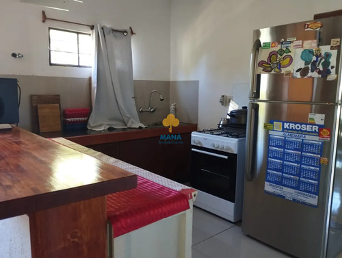 Alquiler Anual, Casa De 3 Dormitorios Con Piscina, Pinares Atlántida