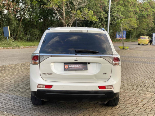 Mitsubishi Outlander 3.0 GT 4X4 V6 24V GASOLINA 4P AUTOMÁTICO