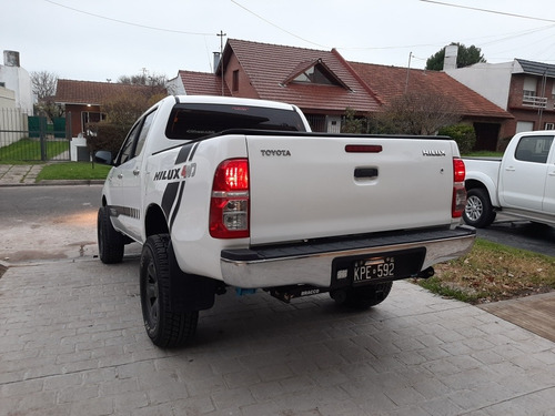 Toyota Hilux 2.5 Cd Dx Pack I 120cv 4x4 2011