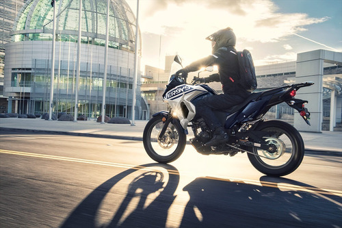 Imagen 12 de 16 de Kawasaki Versys X300 Abs -0km- 18 Cuotas Sin Interes!