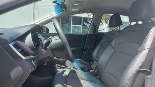 Imagen 10 de 12 de Chevrolet Cavalier 2018 4p Lt L4/1.5 Aut