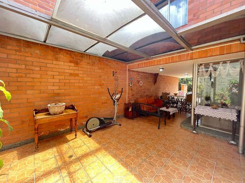 Imagen 21 de 30 de Casa Suramérica, La Estrella