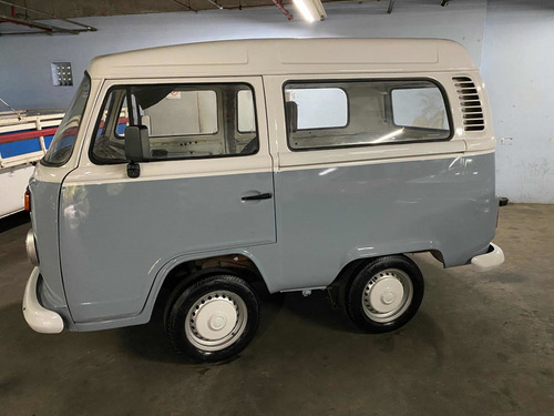 Mini Kombi