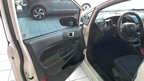 Ford Fiesta 1.6 SE HATCH 16V