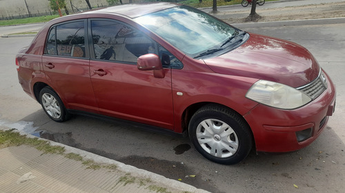 Nissan Tiida 1.8 Visia