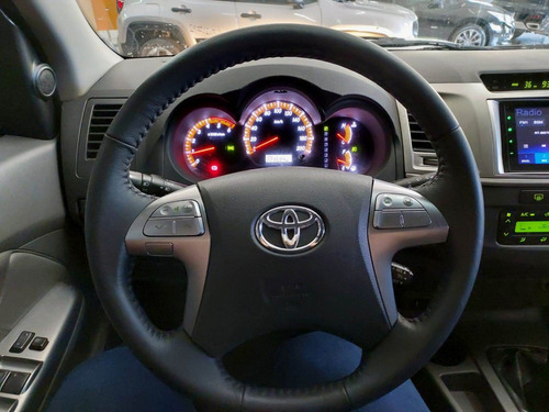 Toyota Hilux 3.0 SRV 4X4 CD 16V TURBO INTERCOOLER DIESEL 4P AUTOMÁTICO