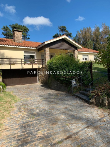 Venta Casa 4 Dormitorios, Brava, Punta Del Este -ref:2446