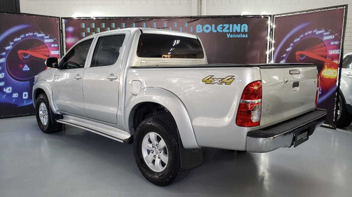 Toyota - Hilux 2.7 Srv 4x4 Cd Automática 2013