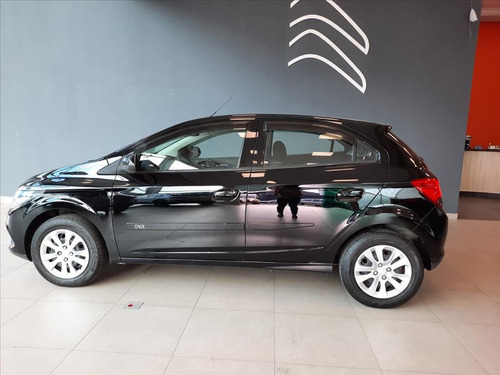 Imagem 8 de 10 de Onix 1.4 Mpfi Lt 8v Flex 4p Manual