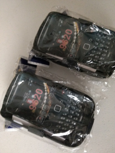 Funda Clip Combo Blackberry 9620 Calidad D502