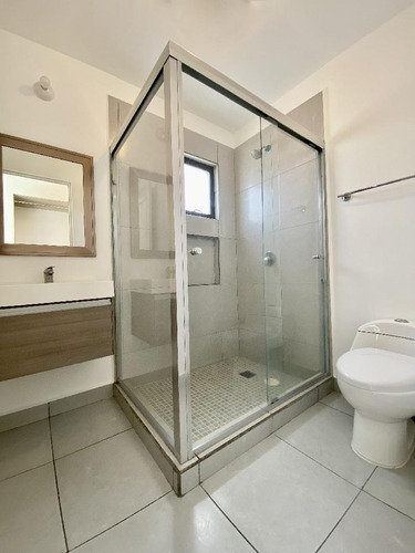 Imagen 20 de 21 de Apártala Antes De Que Te La Ganen! Casa En Renta En Zakia