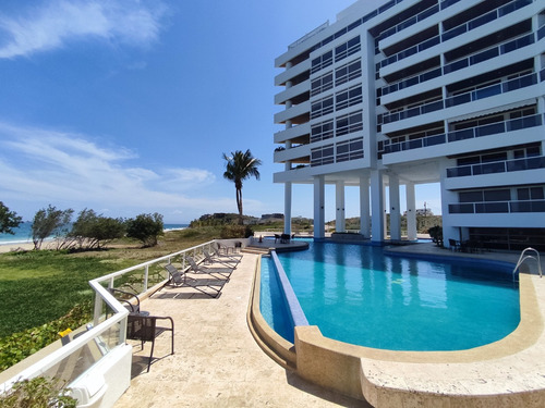 Bello Apartamento Amoblado Con Vista Al Mar Y Salida A La Playa Moreno