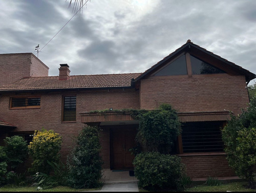 Hermosa Casa En Villa Belgrano 