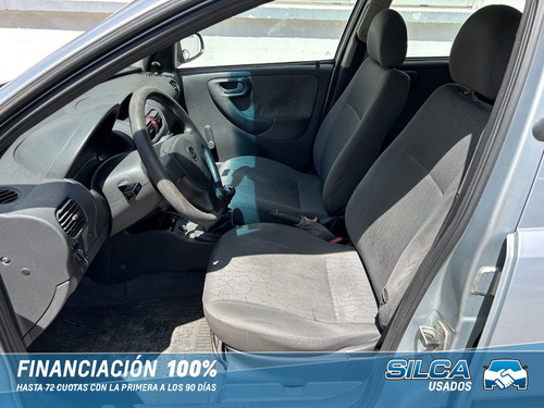 Chevrolet Corsa 2